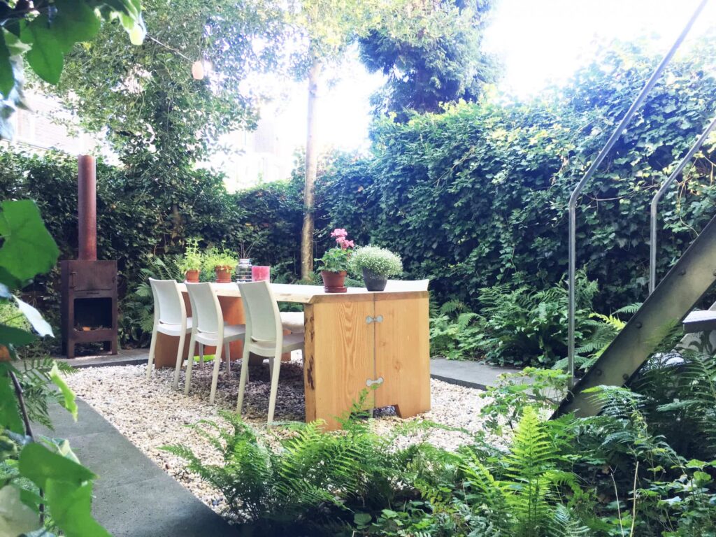 Обмеження візуального огляду за допомгою живоплоту Живопліт Hedge Структурні рослини Structural plants Літо Summer Місце відпочинку